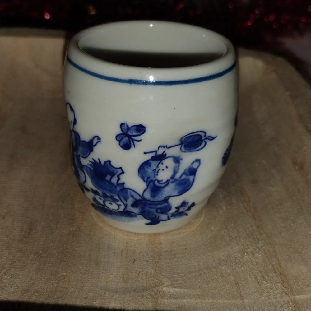 Floral Ceramic Vase and Soki Cup